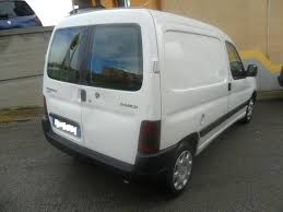 peugeot ranch 2005.jpg