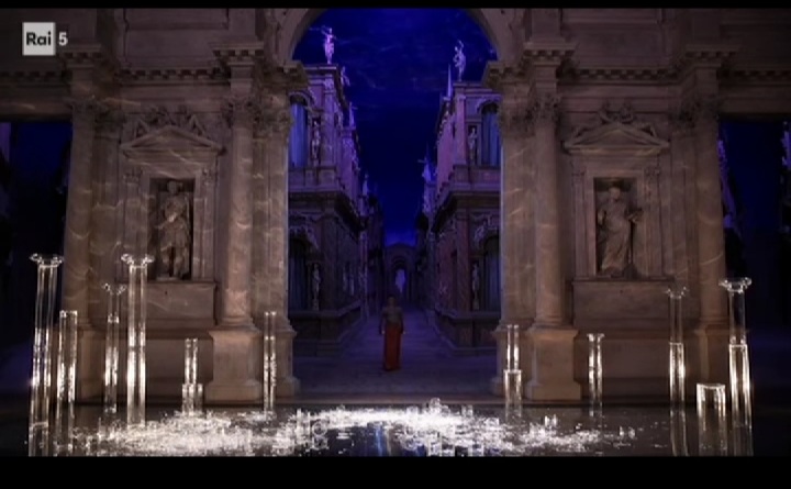 Screenshot_20230801-200827_YouTube.jpg